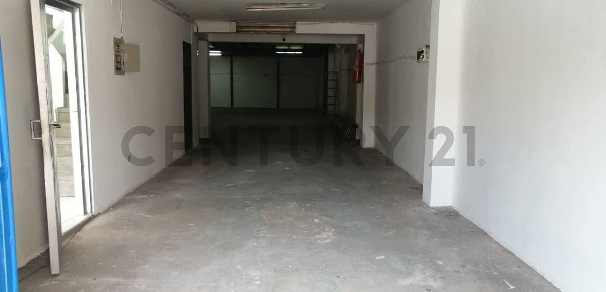 Foto de GALPÓN EN ALQUILER – 4TO ANILLO CASI AV. PARAGUÁ