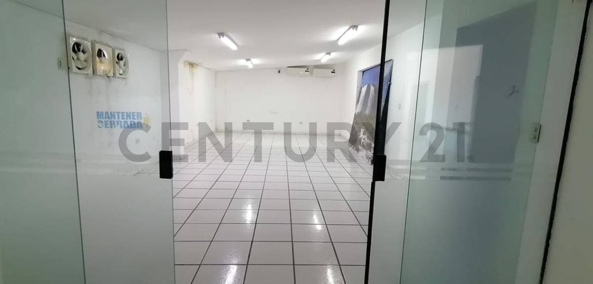 Foto de GALPÓN EN ALQUILER – 4TO ANILLO CASI AV. PARAGUÁ