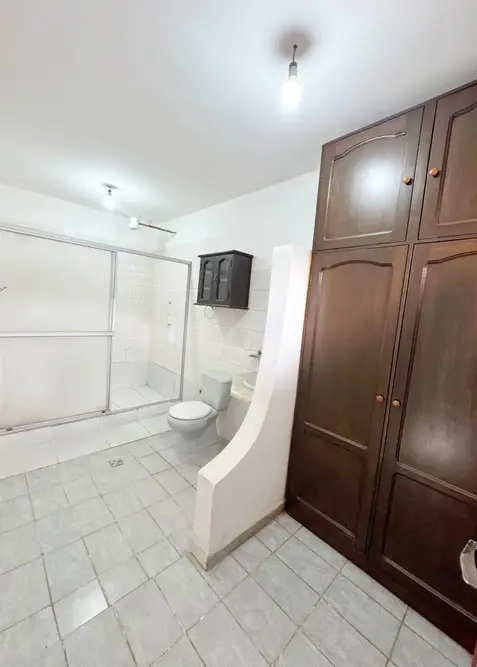 Foto de CASA COMERCIAL EN ALQUILER – PARA EMPRESA