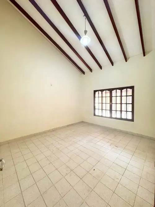 Foto de CASA COMERCIAL EN ALQUILER – PARA EMPRESA