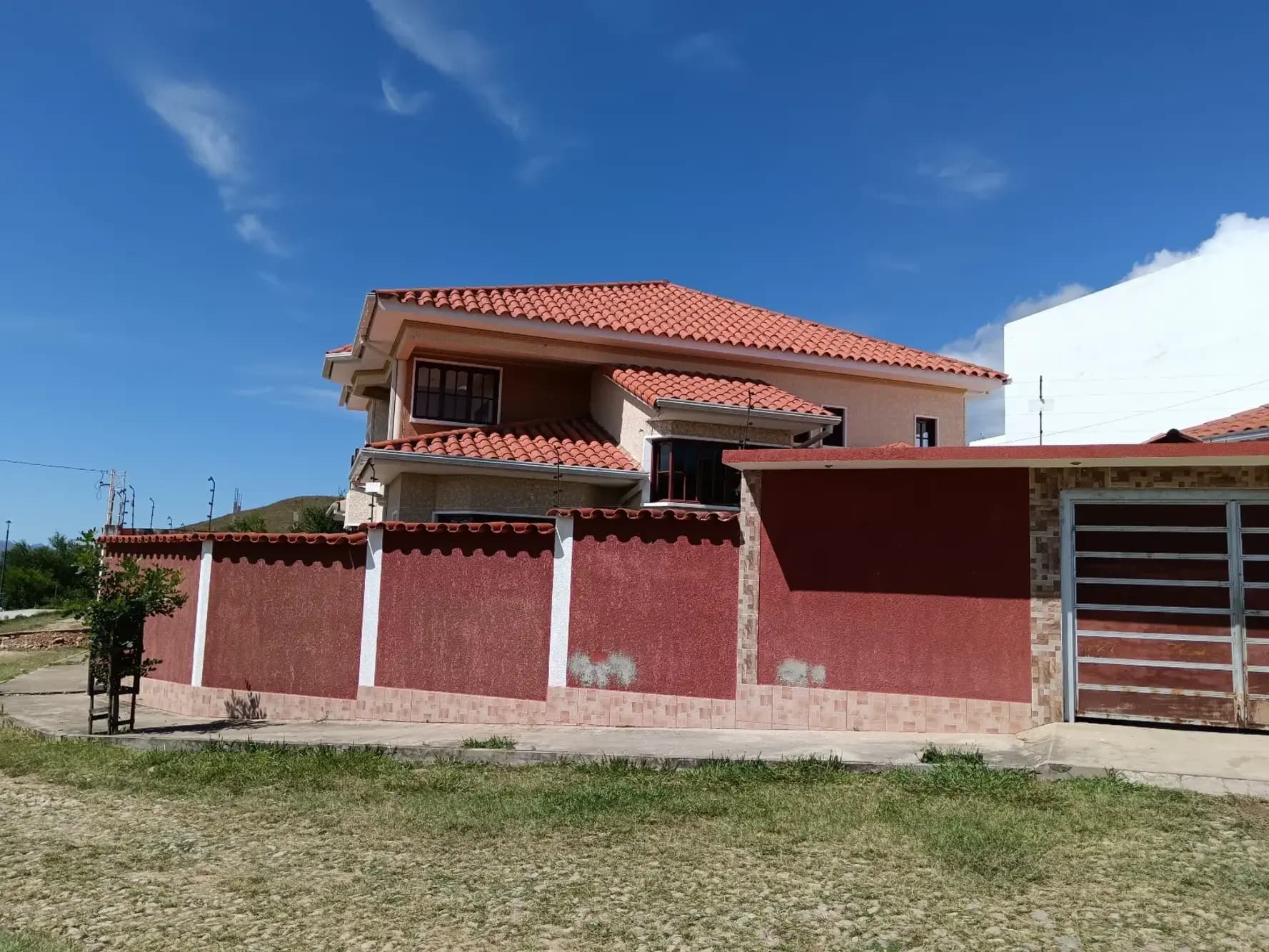 Foto de Vivienda familiar de excelente calidad