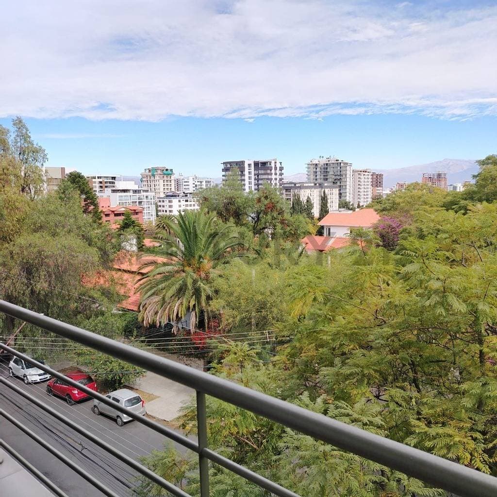 Foto de *EN ALQUILER GARZONIER AMOBLADO. EN ZONA NORTE, COCHABAMBA*