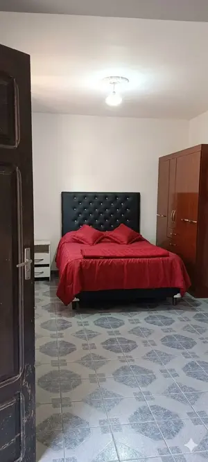 Foto de Casa en Venta con 2 Tiendas Comerciales y Potencial de Desarrollo – Barrio San Marcos