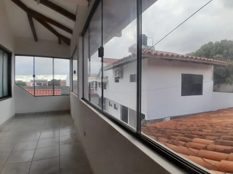 Foto de DEPARTAMENTO DE 2 DORMITORIOS EN ALQUILER ZONA ZOOLÓGICO 3ER ANILLO