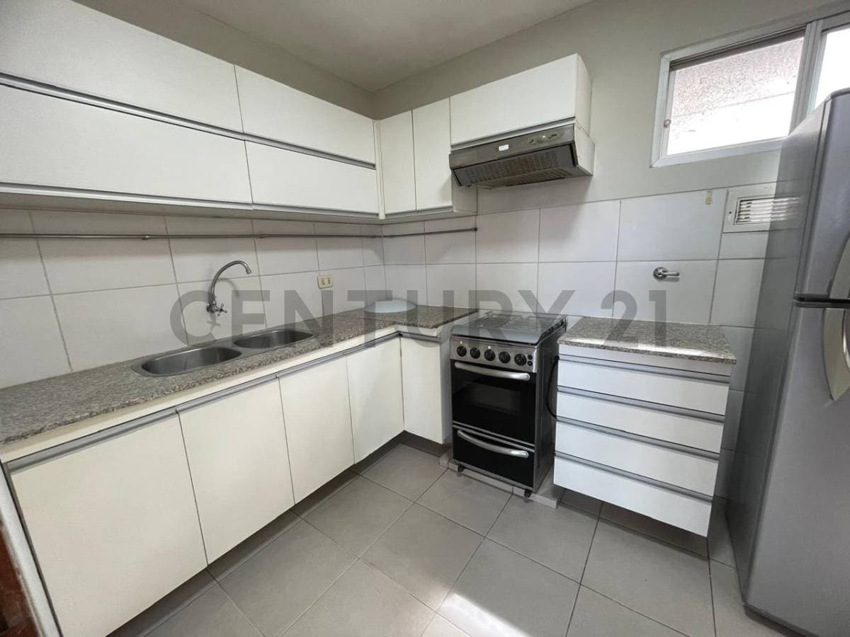 Foto de PENTHOUSE EN ALQUILER DE 168 M2