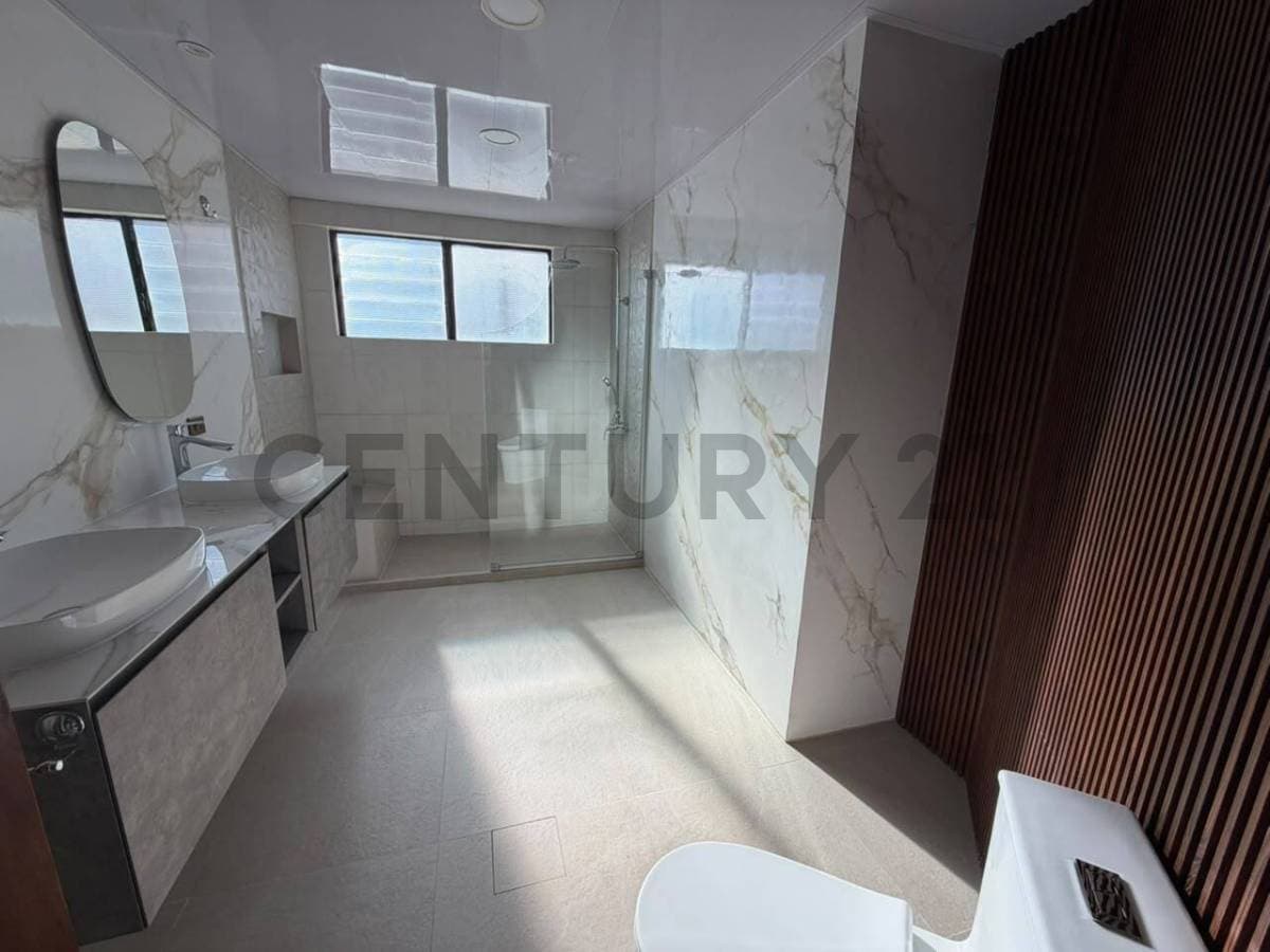 Foto de Exclusivo Departamento de Lujo de 266 m² en el Prado, Precio Bajo Avalúo