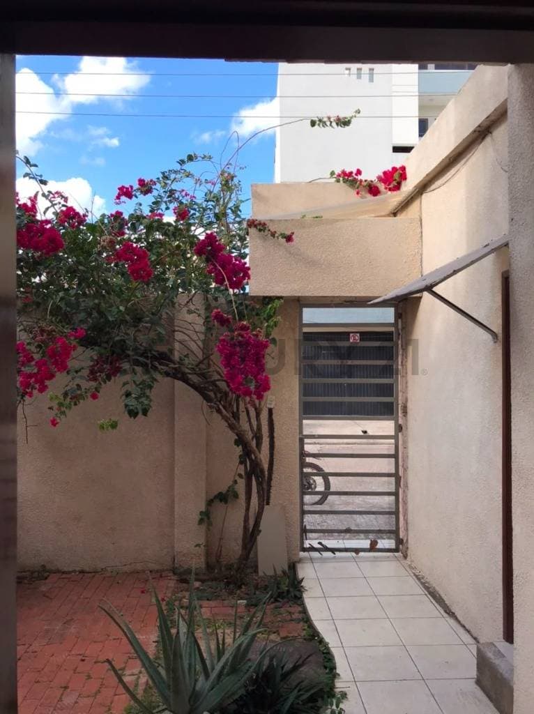 Foto de CASA HABITACIONAL CON LOCAL COMERCIAL