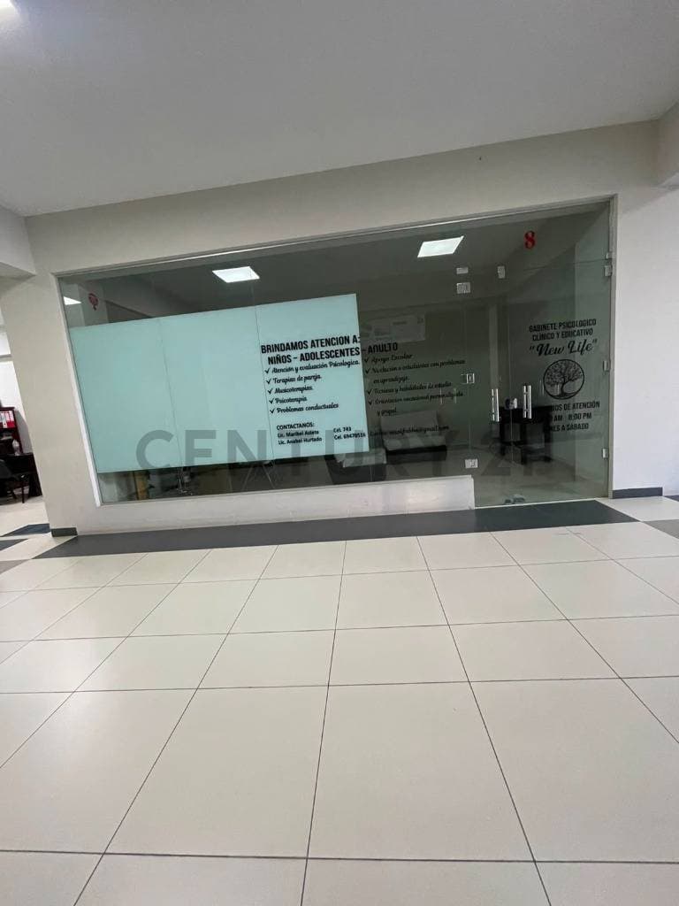 Foto de TIENDA EN VENTA EN CENTRO COMERCIAL SUPER MALL