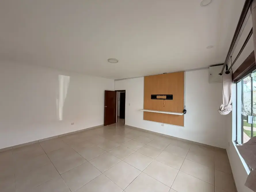 Foto de CASA DE LUJO EN ALQUILER ZONA NORTE