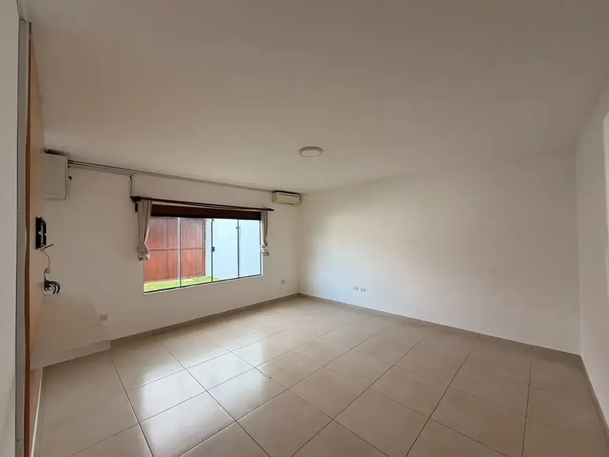 Foto de CASA DE LUJO EN ALQUILER ZONA NORTE