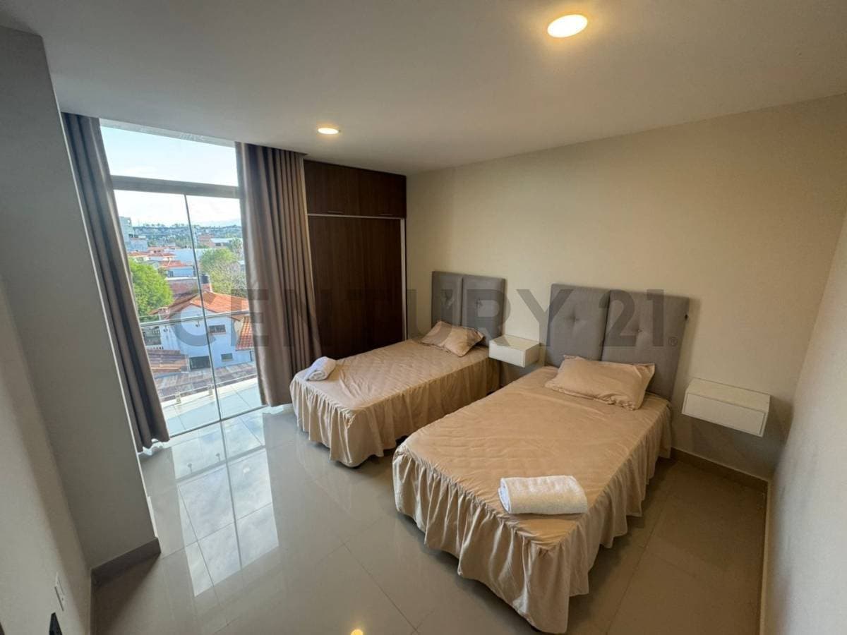 Foto de EN ALQUILER DEPARTAMENTO AMOBLADO DE 3 HABITACIONES - FATIMA -TARIJA