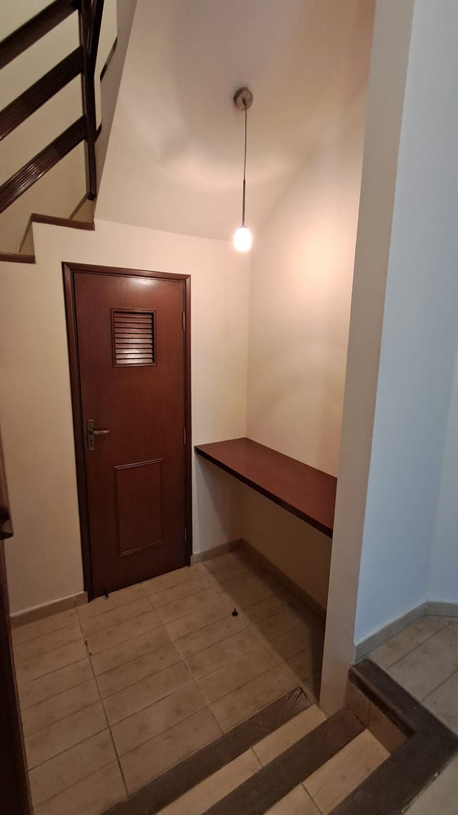 Casa Sólida en Zona Norte - Gran Potencial y Espacios Amplios